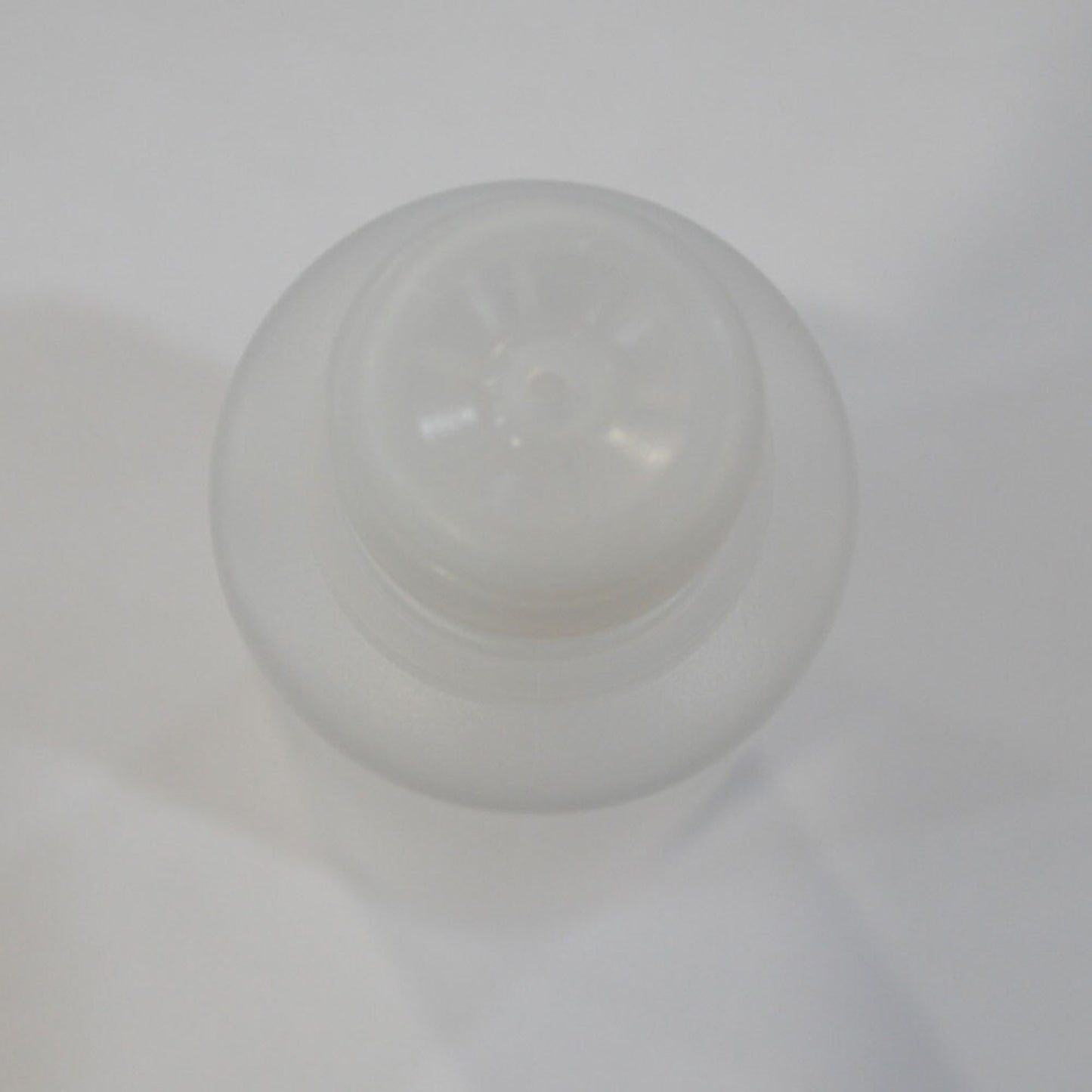 アルコール対応ボトル 100ml 内蓋は点眼 PE (ポリエチレン) スプレーボトルへの詰替用にも